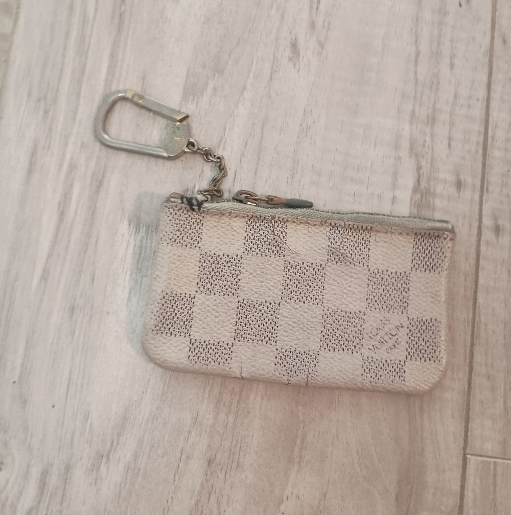 Authentic Louis Vuitton Coin case Mini Purse Damier Azur White Key Chain Leather - Picture 12 of 14